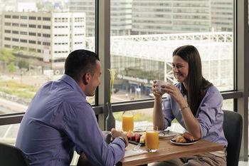 Hotel Mercure Sloterdijk Station 4*